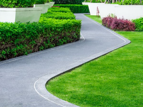 Walkway Curb Installation in Lawrenceville
