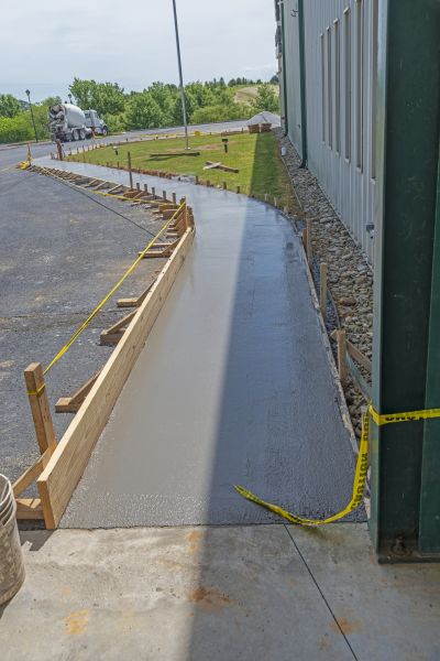 Cost of Concrete Sidewalk Paving in Lawrenceville